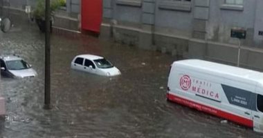 فيضانات أوروجواى تغرق الشوارع وتقطع الكهرباء عن الآلاف.. فيديو وصور