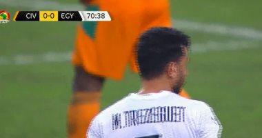 كيروش يدفع بـ"تريزيجيه" بديلا لمرموش فى مباراة مصر وكوت ديفوار "فيديو"