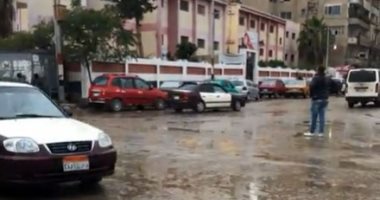 المرور: تمركز سيارات لشفط مياه الأمطار على الطرق وطوارئ بغرف العمليات