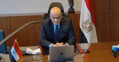سفير مصر بأمستردام يبحث مع مسئول بالبرلمان الهولندى أوجه التعاون