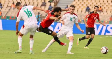 اتحاد الكرة يصرف مكافآت تخطى المغرب للاعبى المنتخب قبل مواجهة الكاميرون