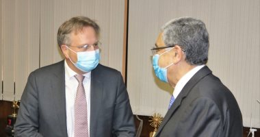 وزير الكهرباء يلتقى سفير الدنمارك بمصر والوفد المرافق له لبحث سبل التعاون