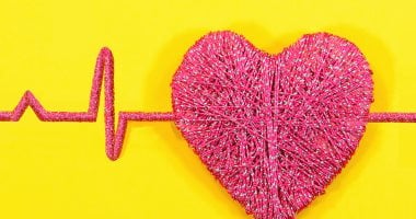 كل ما تريد معرفته عن متلازمة القلب المكسور من أعراض وأسباب
