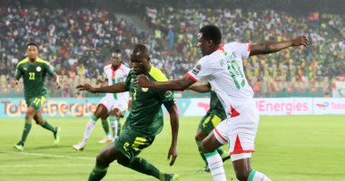 منتخب السنغال يتخطى بوركينا وينتظر الفائز من مصر والكاميرون فى نهائى أمم أفريقيا