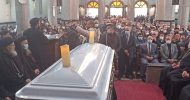 تشييع جثمان والدة النائب نادر نسيم وكيل "دينية الشيوخ" فى بنى سويف 