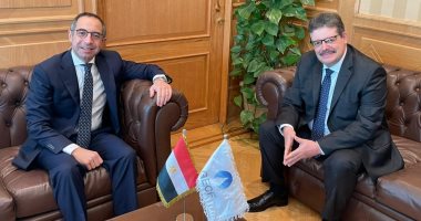 سفير مصر في الدوحة يستقبل أمين عام منتدى الدول المصدرة للغاز