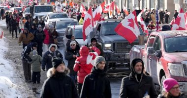 CNN: استمرار مظاهرات الشاحنات والسيارات في كندا احتجاجا على قيود كورونا