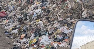 رئيس مدينة سمنود في الغربية يرد على شكوى انتشار القمامة بطريق شركة الوبريات