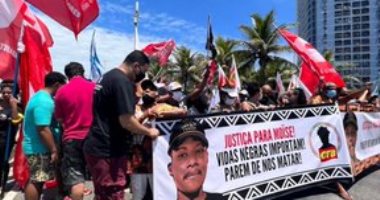 احتجاجات ضخمة فى البرازيل ضد العنصرية بعد مقتل لاجئ كونغولى.. فيديو وصور