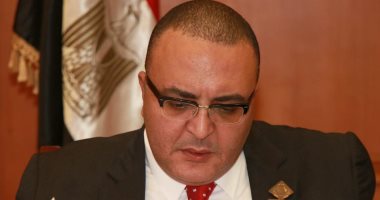 نائب التنسيقية عمرو عزت يعلن موافقته على دراسة بشأن اقتصاديات الأسمدة