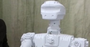 علماء صينيون يطورون "روبوت" لإزالة الجسيمات البلاستيكية الصغيرة والنانوية من المياه 