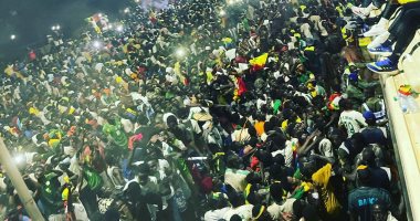 مانى يحتفل بمشهد استقبال الجماهير لنجوم السنغال: لحظات فخر.. فيديو وصور