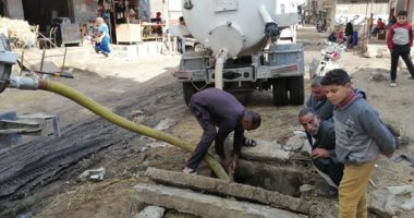 محافظ كفر الشيخ يستجيب لأهالى قرية قراجة لحل مشكلة ارتفاع منسوب مياه الصرف