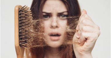5 أسباب غير متوقعة لتساقط الشعر.. الدايت القاسى والإجهاد الأبرز