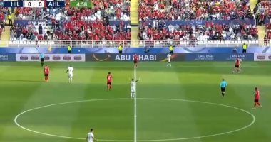 السعودية نيوز | 
                                            الكارت الأحمر الثاني.. طرد كنو لاعب الهلال أمام الأهلي.. فيديو
                                        