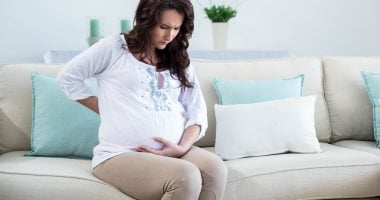 هل تريدين تخفيف ألم الظهر أثناء الحمل؟.. 3 نصائح بسيطة قد تساعدك