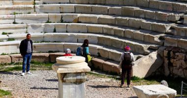 المسرح الرومانى.. اكتشفه أثريون بالصدفة أثناء بحثهم عن مقبرة الإسكندر الأكبر