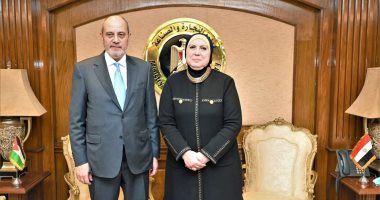 وزيرة الصناعة ونظيرها الأردنى يبحثان سبل تنمية وتطوير العلاقات الاقتصادية