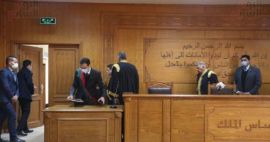 مد أجل الحكم على محمود عزت في قضية اقتحام الحدود الشرقية لـ 17 أبريل 