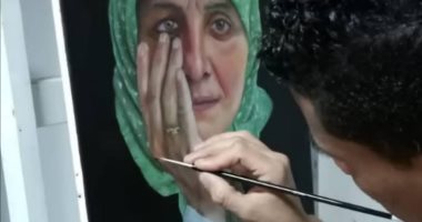 شاب من سوهاج يشارك صور لإبداعه فى الرسم وتجسيد البروتريهات