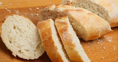 ماذا يحدث لجسمك عند تناول الخبز يوميا؟