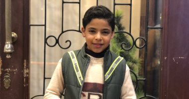 صاحب الصوت الماسى.. "عمر أحمد" طفل يبدع فى الإنشاد الدينى.. فيديو وصور