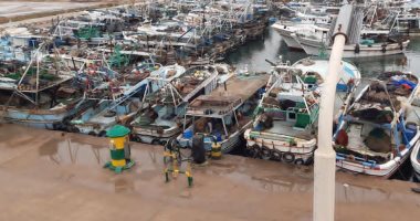 توقف حركة الملاحة البحرية والصيد بكفر الشيخ بسبب سوء الطقس