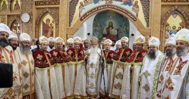 الكنيسة الأرثوذكسية ترسم 6 قساوسة و7 قمامصة بإيبارشية طما