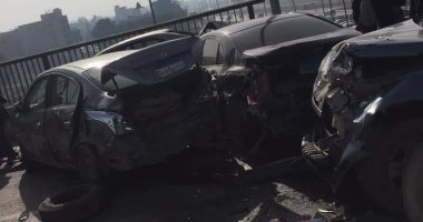 إصابة 9 أشخاص إثر انقلاب أتوبيس بجوار سوق السيارات في مدينة نصر