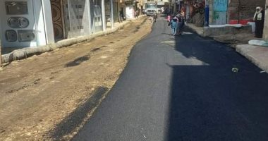 رصف 3 شوارع جديدة بمركز مطاى فى المنيا ضمن الخطة السنوية لأعمال شبكة الطرق