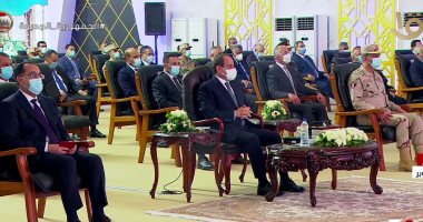 الرئيس السيسى يشهد افتتاح مشروعات جديدة فى مجال الطرق والمحاور 