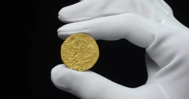 عرض عملة بريطانية ذهبية من القرن الرابع عشر للبيع بقيمة 187 ألف دولار