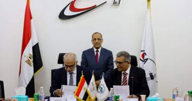 جامعة مصر للعلوم والتكنولوجيا توقع "بروتوكول تعاون" مع وكالة الفضاء المصرية