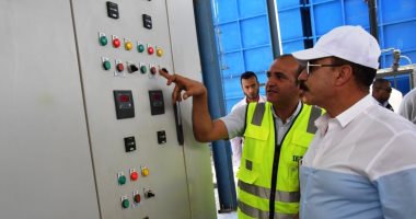 محافظ أسوان يتفقد مشروعات تحيا مصر بنصر النوبة والإنتهاء من محطة مياه عنيبة