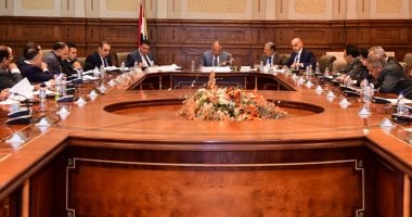 دفاع النواب: نشعر بالفخر من نجاحات قناة السويس وتعود بالخير على كافة المصريين