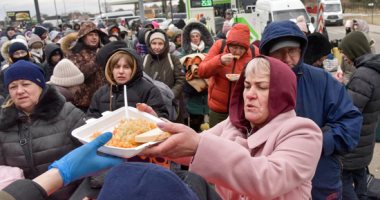 بولندا تعلن ارتفاع عدد اللاجئين الأوكرانيين إلى 2.6 مليون لاجئ بالبلاد