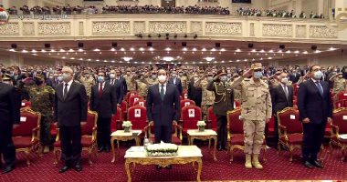 الرئيس السيسي يشهد سلام الشهيد خلال فعاليات الندوة التثقيفية 