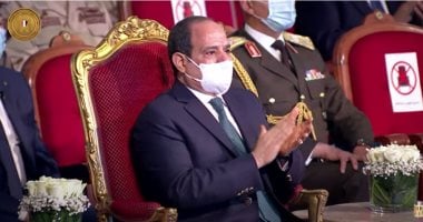 الرئيس السيسي يشاهد فيلما تسجيليا عن الشهداء بعنوان "من كل بيت مصري"