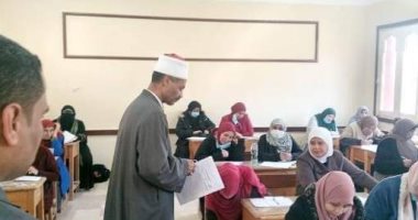رئيس منطقة الإسكندرية الأزهرية يتفقد امتحانات رواق العلوم الشرعية والعربية بسموحة