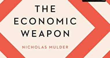 قرأت لك.. "السلاح الاقتصادى".. نيكولاس مولدر يتناول دور العقوبات فى إنهاء الحروب