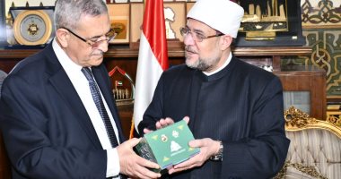 وزير الأوقاف يبحث مع سفير الجزائر بالقاهرة التعاون المشترك