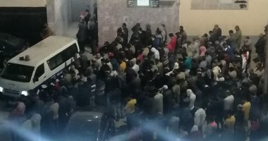 بث مباشر.. صلاة الجنازة على طالبة جامعية بعد انتشال جثمانها من ترعة بكفر الشيخ