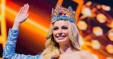 البولندية كارولينا بيلاوسكا تتزين بتاج ملكة جمال العالم 2021.. صور
