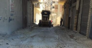 محافظ الإسكندرية: تخصيص 17 مليون جنيه لرصف 8 شوارع رئيسية بمتفرعاتها بالعجمى