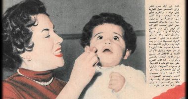 ليه يا زمان ما سبتناش أبرياء.. أول صور منشورة لزكى فطين طفلا مع والدته ليلى مراد