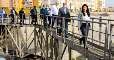 وزيرة التعاون الدولى ومحافظ أسيوط يتفقدان مشروع القناطر الجديدة والمحطة الكهرومائية