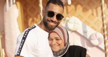 عمرو السولية يحتفى بوالدته فى عيد الأم: "كل سنة وأنتِ طيبة يا ست الكل"