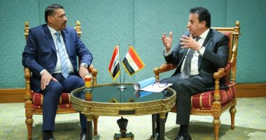 خالد عبدالغفار يلتقى وزير الصحة العراقى لبحث تبادل الخبرات فى القطاع الصحى