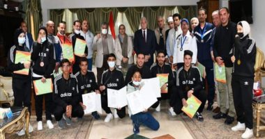 محافظ جنوب سيناء يكرم المتميزين رياضيا فى أولمبياد المحافظات الحدودية