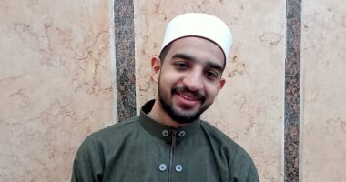 أجواء شهر رمضان.. محمد عبد المنعم صوت ذهبى فى التلاوة والدعاء.. فيديو